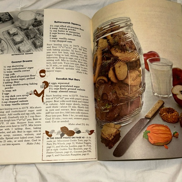 Vintage Good Housekeeping’s Book Of Cookies 1958 Paperback Cookbook - Picture 9 of 13